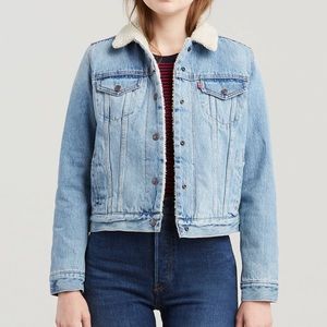LEVI’S ORIGINAL SHERPA TRUCKER JACKET